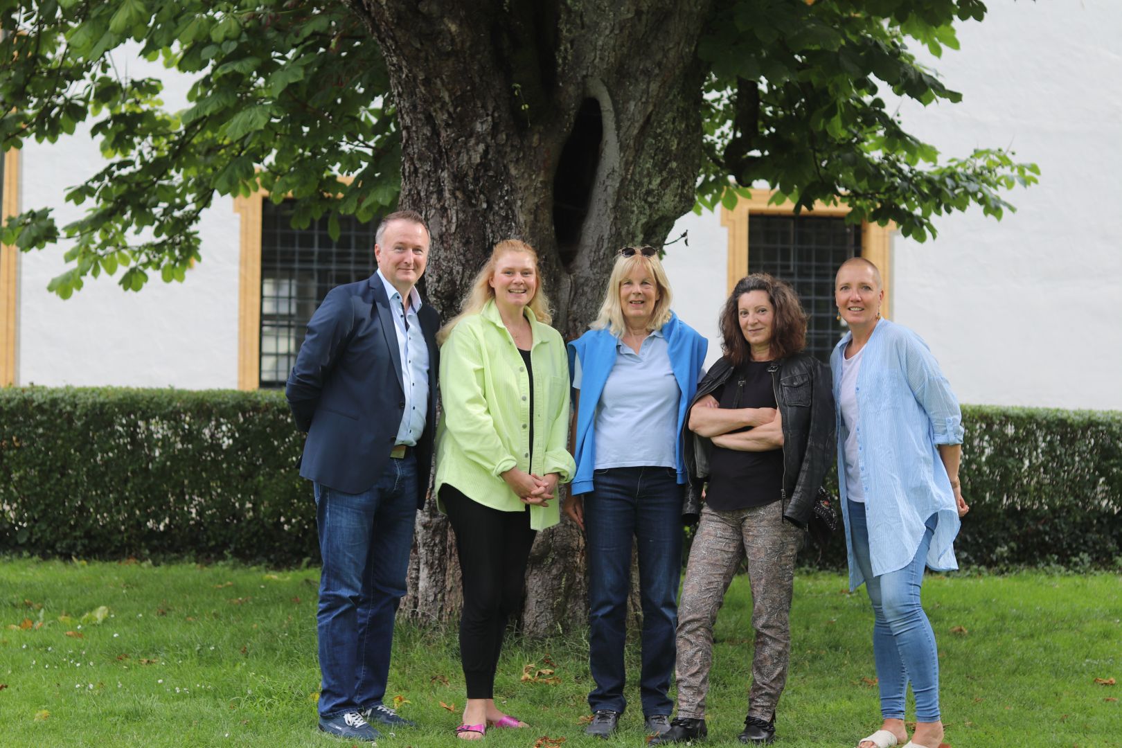 Begonia Crespo Vidal, Sylvia Kubecka, Ursula Lachner, Barbara Reule, Daniela Riss, Stefanie Sieben, Wolfgang Schneider, Xaver Weindl